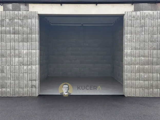 Pronájem garáže, Neratovice, U Závor, 23 m2