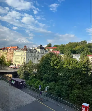 Pronájem bytu 2+1, Karlovy Vary, Zahradní, 52 m2