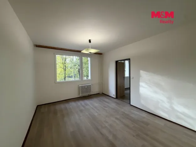 Pronájem bytu 1+1, Chomutov, Kyjická, 36 m2