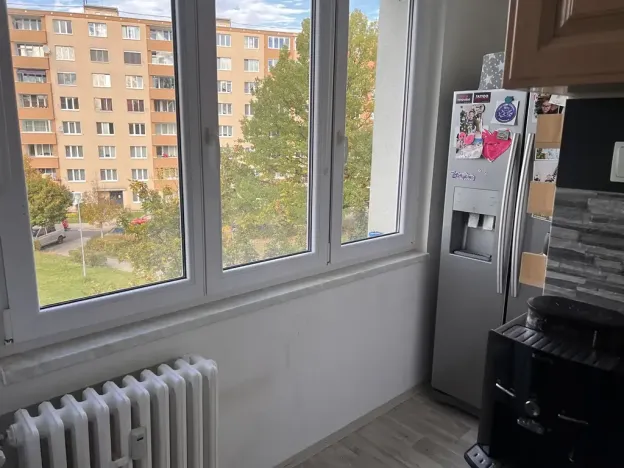 Prodej bytu 3+1, Karlovy Vary, Okružní, 65 m2