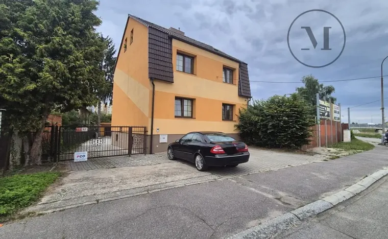 Pronájem bytu 1+kk, České Budějovice, Pekárenská, 22 m2
