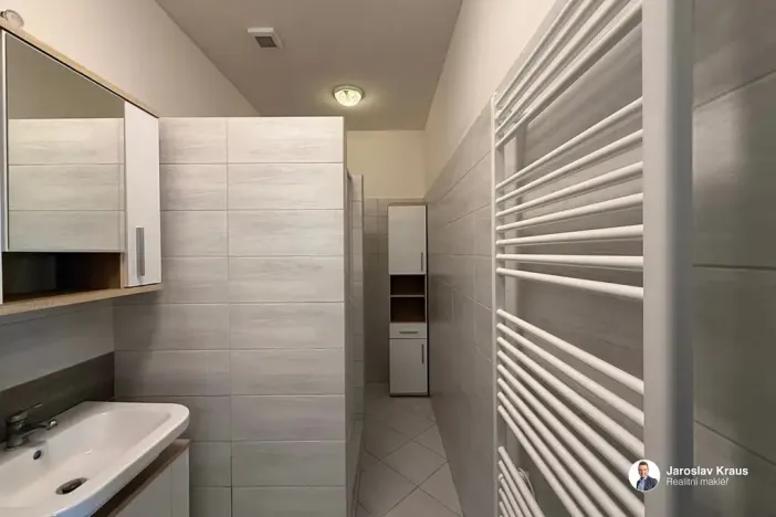 Pronájem bytu 2+kk, Železnice, Tyršova, 42 m2