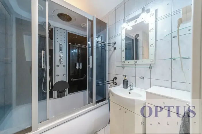 Prodej bytu 3+1, Ostrava, Lechowiczova, 77 m2