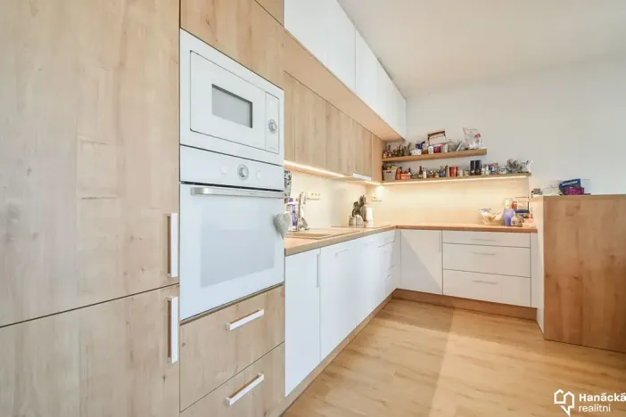 Pronájem bytu 3+kk, Olomouc, Voskovcova, 70 m2