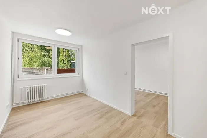 Prodej bytu 2+kk, Praha - Kyje, Vajgarská, 27 m2