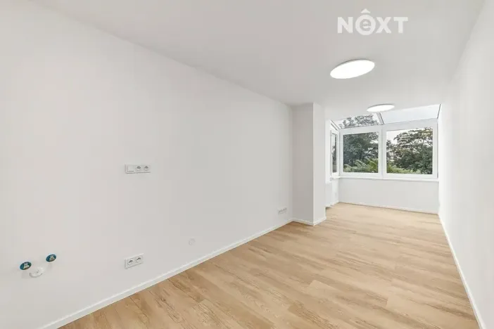 Prodej bytu 2+kk, Praha - Kyje, Vajgarská, 30 m2