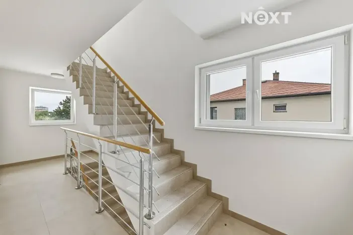 Prodej bytu 1+kk, Praha - Kyje, Vajgarská, 17 m2