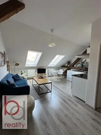 Pronájem bytu 1+kk, České Budějovice, Matice školské, 35 m2