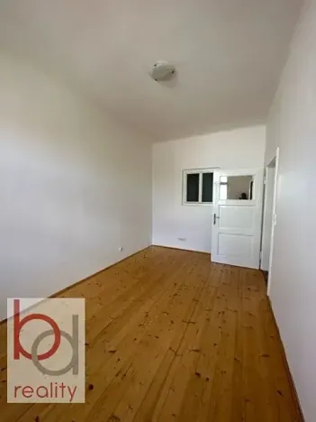 Prodej činžovního domu, České Budějovice, Na Nábřeží, 240 m2