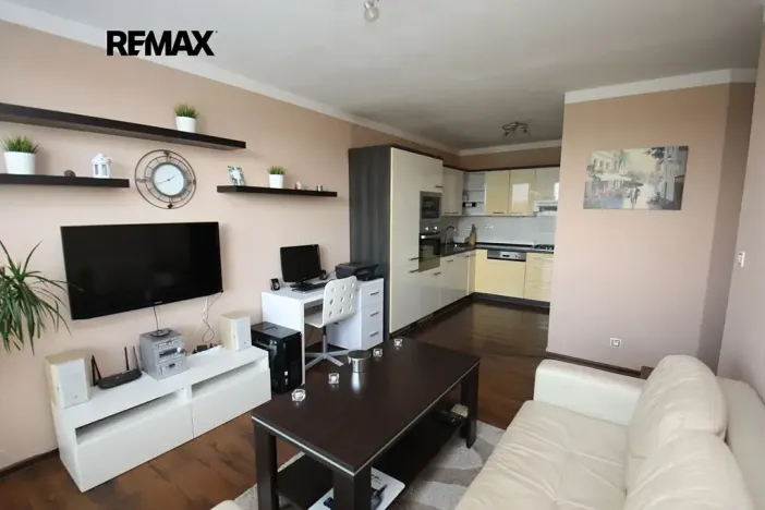 Prodej bytu 2+kk, Kolín, Funkeho, 42 m2