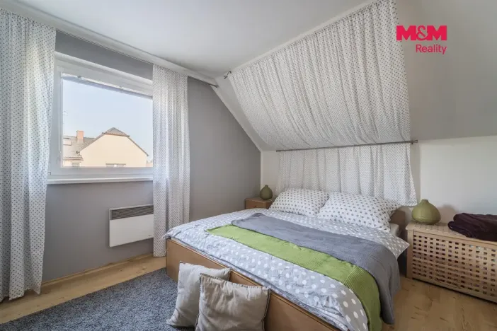 Prodej rodinného domu, Předměřice nad Labem, Na Obci, 203 m2
