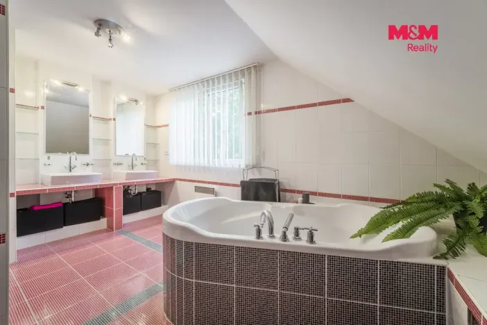 Prodej rodinného domu, Předměřice nad Labem, Na Obci, 203 m2