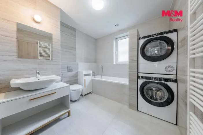 Prodej bytu 4+kk, Karlovy Vary - Doubí, Spálená, 107 m2