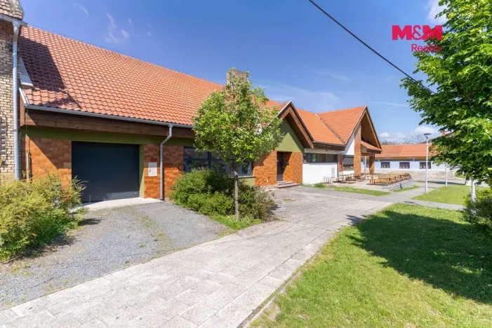 Prodej obchodního prostoru, Roštín, 170 m2