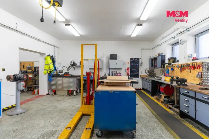 Prodej obchodního prostoru, Roštín, 170 m2