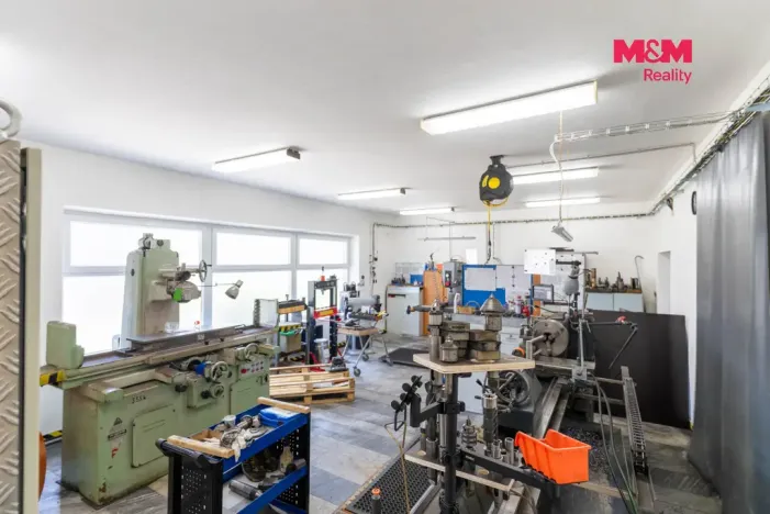 Prodej obchodního prostoru, Roštín, 170 m2