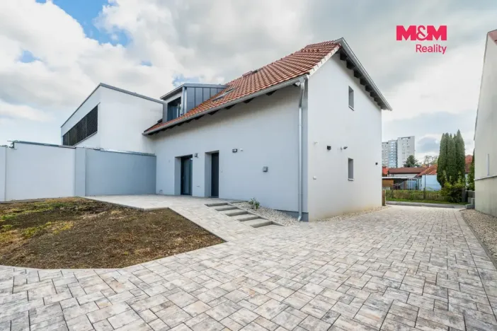 Prodej rodinného domu, Zlín, Hornomlýnská, 158 m2