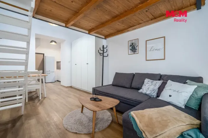 Prodej bytu 1+kk, Praha - Holešovice, Ortenovo náměstí, 37 m2