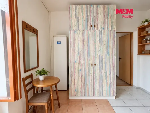 Prodej bytu 1+1, Znojmo, náměstí Republiky, 42 m2