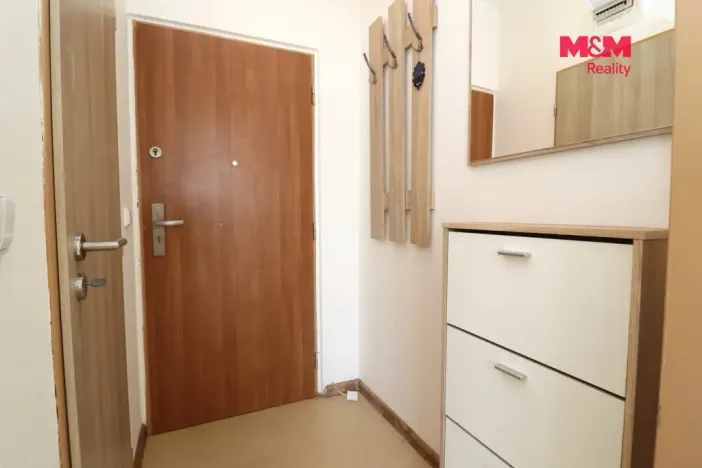 Pronájem bytu 1+kk, Chodov, Jiráskova, 19 m2