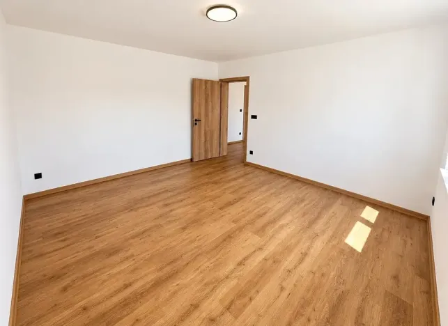 Prodej rodinného domu, Hroznová Lhota, 145 m2