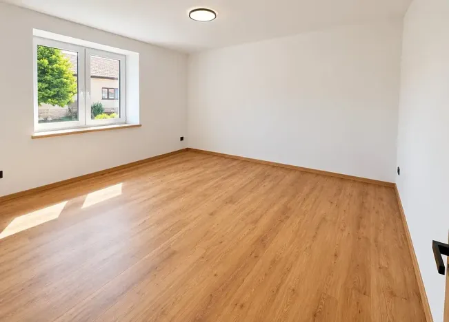 Prodej rodinného domu, Hroznová Lhota, 145 m2