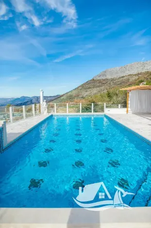 Prodej vily, Split, Chorvatsko, Gornje Sitno - Dom Umberto Girometta, 500 m2