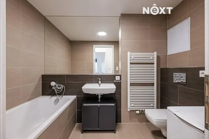 Pronájem bytu 2+kk, Pardubice, Bratranců Veverkových, 46 m2