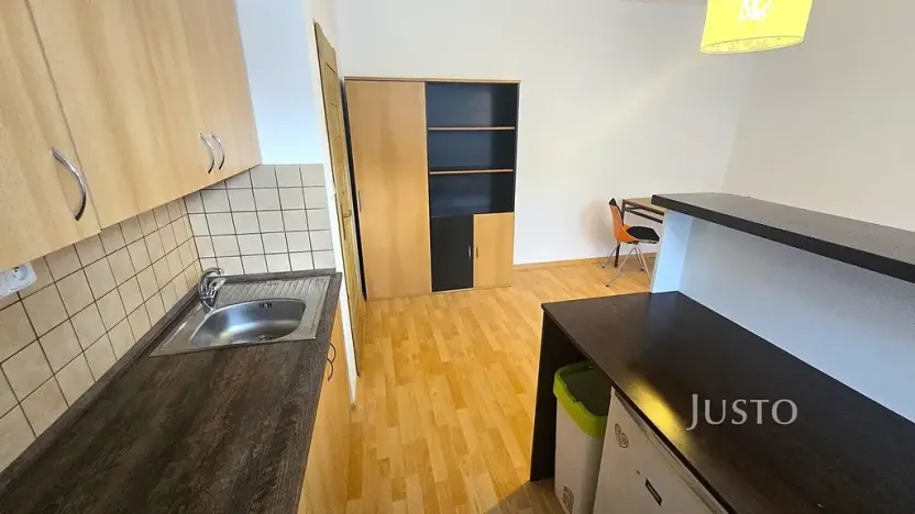 Pronájem bytu 1+kk, Písek, Přemyslova, 28 m2