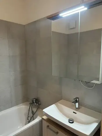 Pronájem bytu 2+kk, Horoměřice, Velvarská, 53 m2