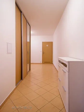 Pronájem bytu 3+kk, Praha - Řepy, Skuteckého, 75 m2