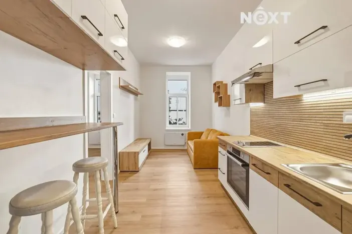 Pronájem bytu 2+kk, Praha - Vysočany, Kolmá, 34 m2