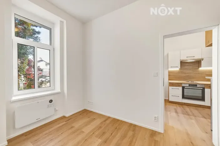 Pronájem bytu 2+kk, Praha - Vysočany, Kolmá, 34 m2