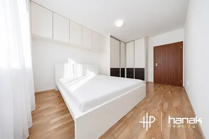 Pronájem bytu 2+1, Olomouc, gen. Píky, 63 m2