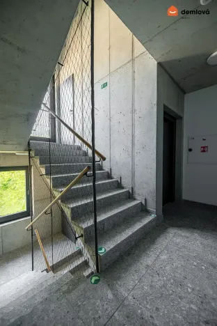 Pronájem bytu 2+kk, Ostrava, Na Burni, 47 m2