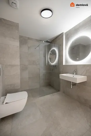 Pronájem bytu 2+kk, Ostrava, Na Burni, 61 m2