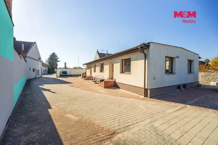 Pronájem výrobních prostor, Hradec Králové - Plotiště nad Labem, Koutníkova, 145 m2