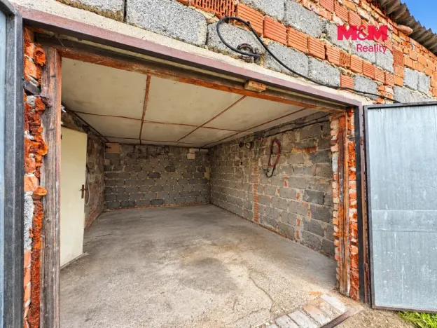 Prodej bytu 3+1, Košík, 64 m2