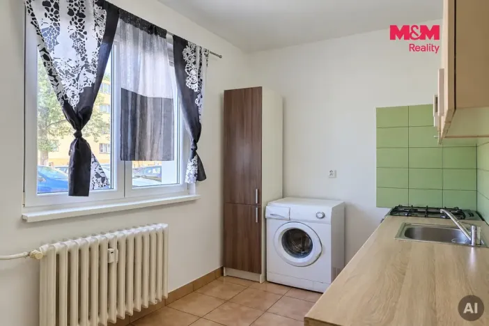 Prodej bytu 3+1, Rotava, Sídliště, 72 m2