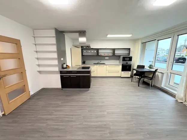 Pronájem bytu 1+kk, Jihlava, Kainarova, 46 m2