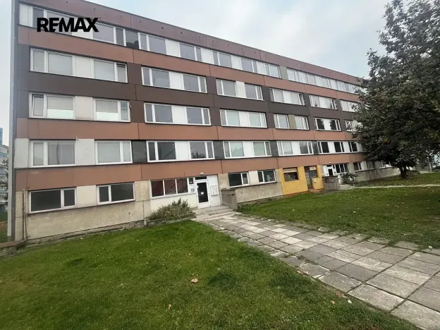 Pronájem bytu 1+kk, Kladno, Norská, 34 m2