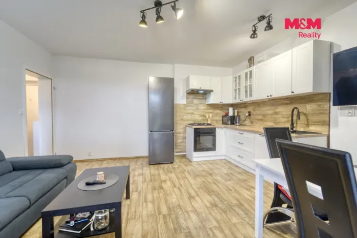 Prodej bytu 2+kk, Vochov, 44 m2