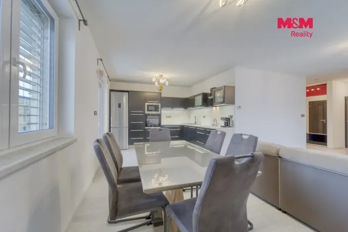 Prodej bytu 3+kk, Vochov, 85 m2