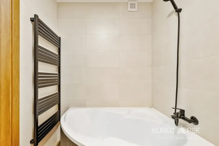 Pronájem bytu 3+1, Tábor, Minská, 67 m2