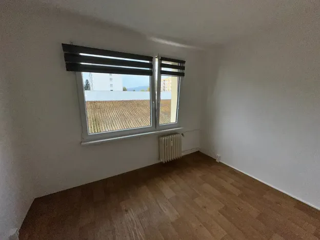 Pronájem bytu 1+1, Děčín, Kladenská, 36 m2