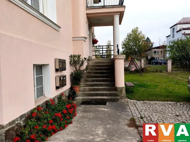 Prodej bytu 2+kk, Stříbro, Revoluční, 69 m2