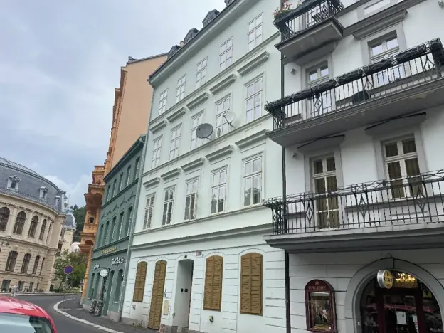 Prodej komerčního prostoru, 43 m², Mariánskolázeňská, Karlovy Vary