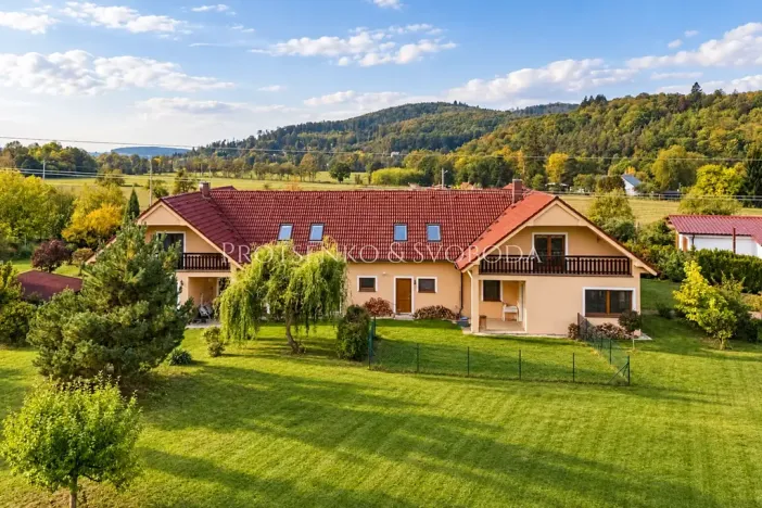 Prodej vícegeneračního domu, Předenice, 482 m2
