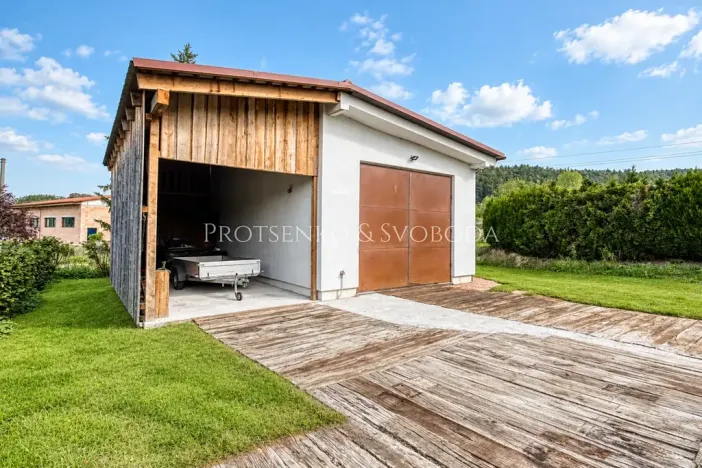 Prodej vícegeneračního domu, Předenice, 482 m2