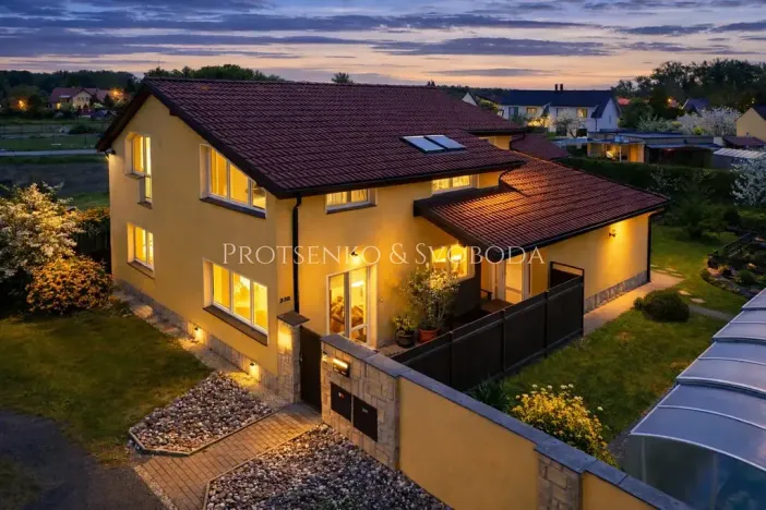 Prodej rodinného domu, 283 m², Přerov nad Labem